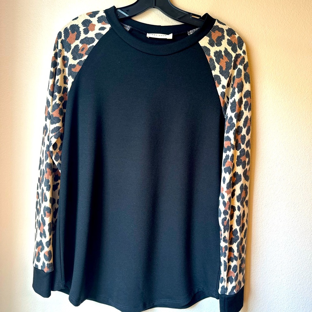 First Look Long sleeve raglan top